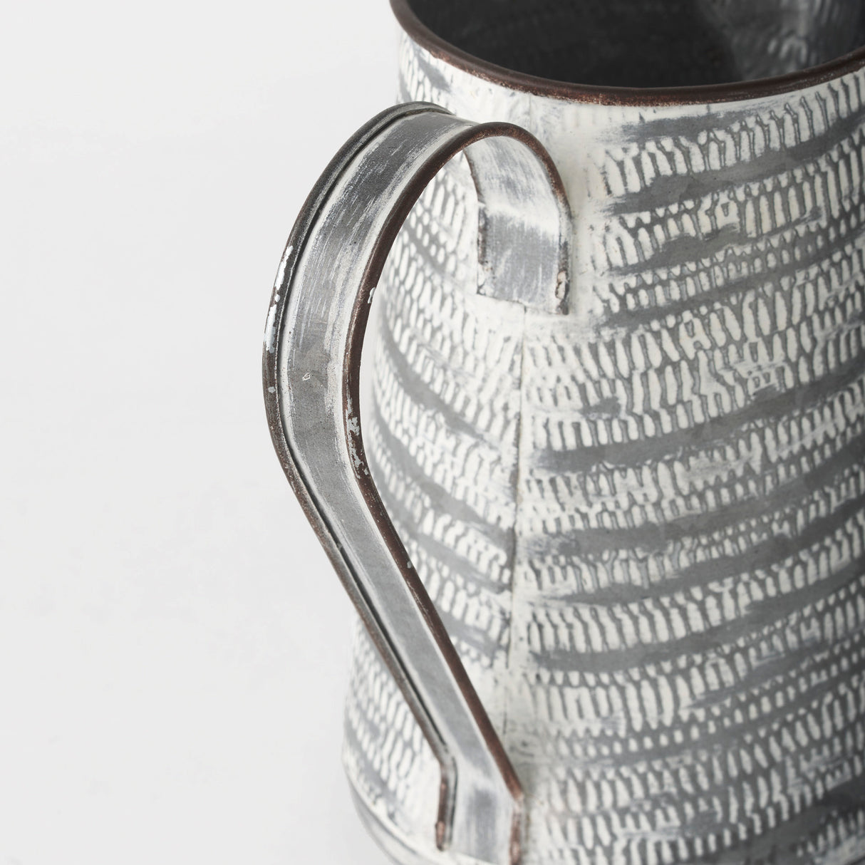 Serena I 8H Small Gray/White Textured Metal Jug from Mercana - Luna Furniture
