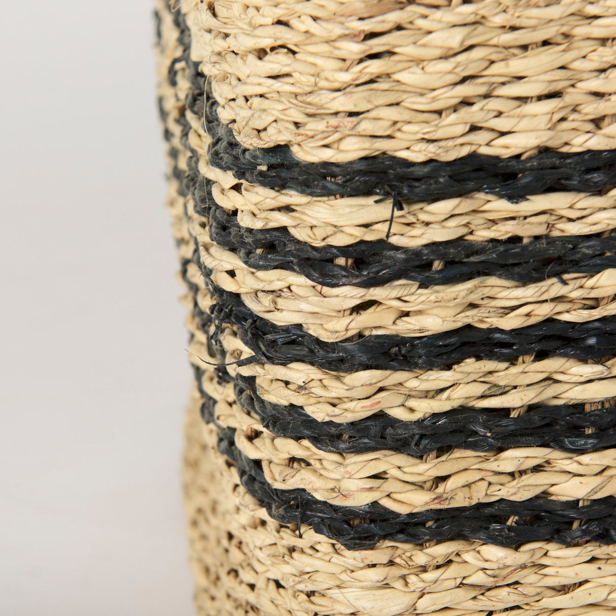 Cullen 15.7L x 15.7W x 15.7H (Set of 3) Grey Twisted Seagrass Square Basket from Mercana - Luna Furniture