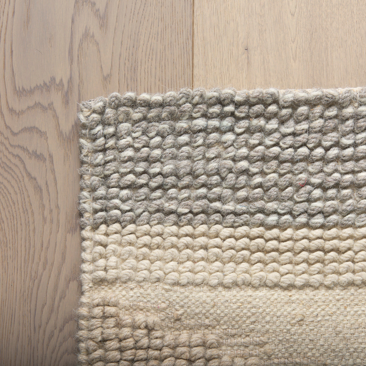 Emory 8x10 Gray Wool Hand Woven Diamond Patterned Rug from Mercana - Luna Furniture