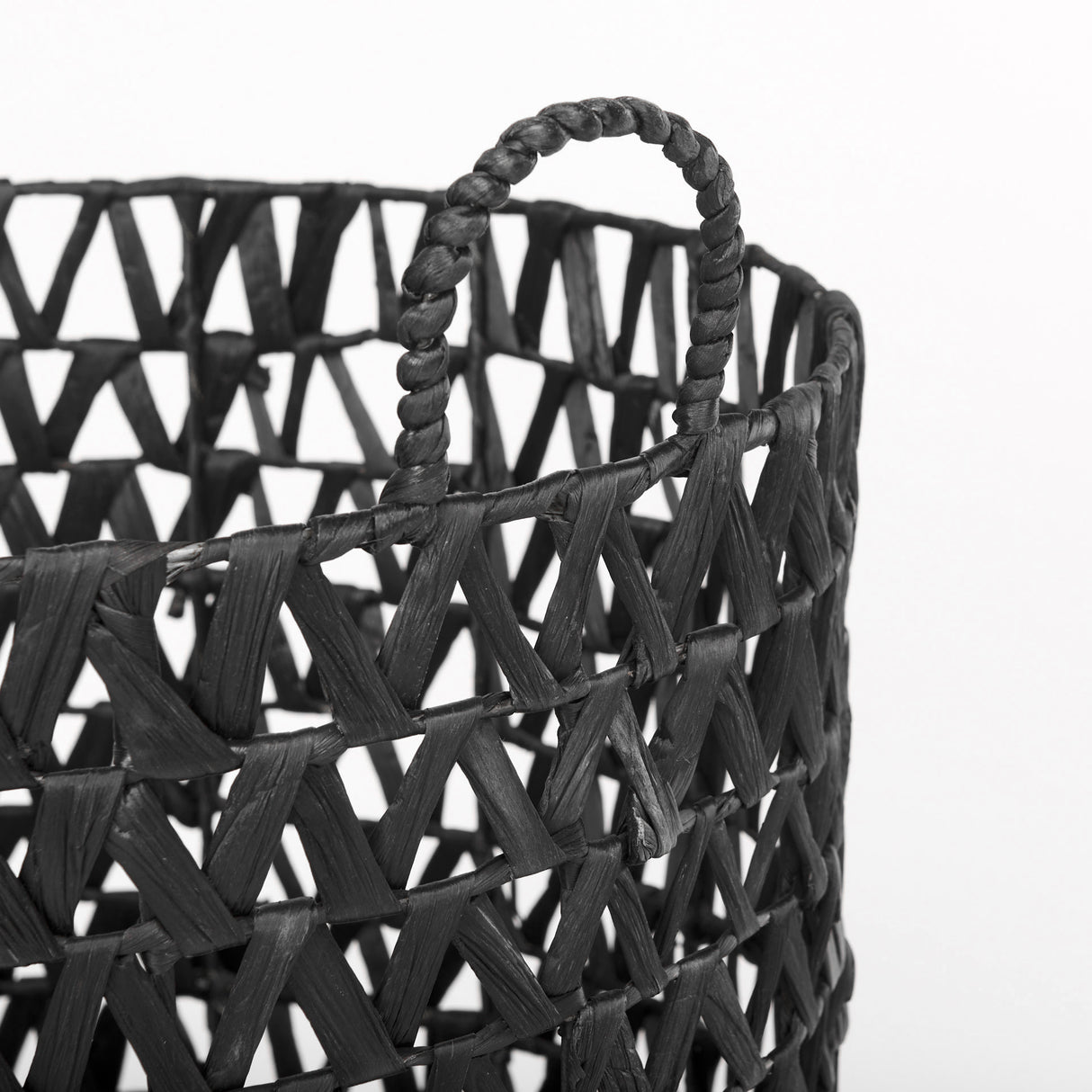 Lola (Set of 3) Black Water Hyacinth Zig Zag Weave Round Basket W/ Handles from Mercana - Luna Furniture