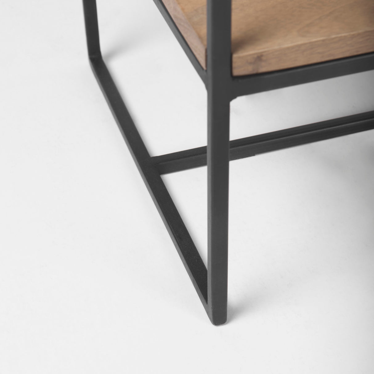 Morris 19.75 L x 15.0W x 72.5H Beige Wood W/Black Metal Frame 4-Tier Shelving Unit from Mercana - Luna Furniture