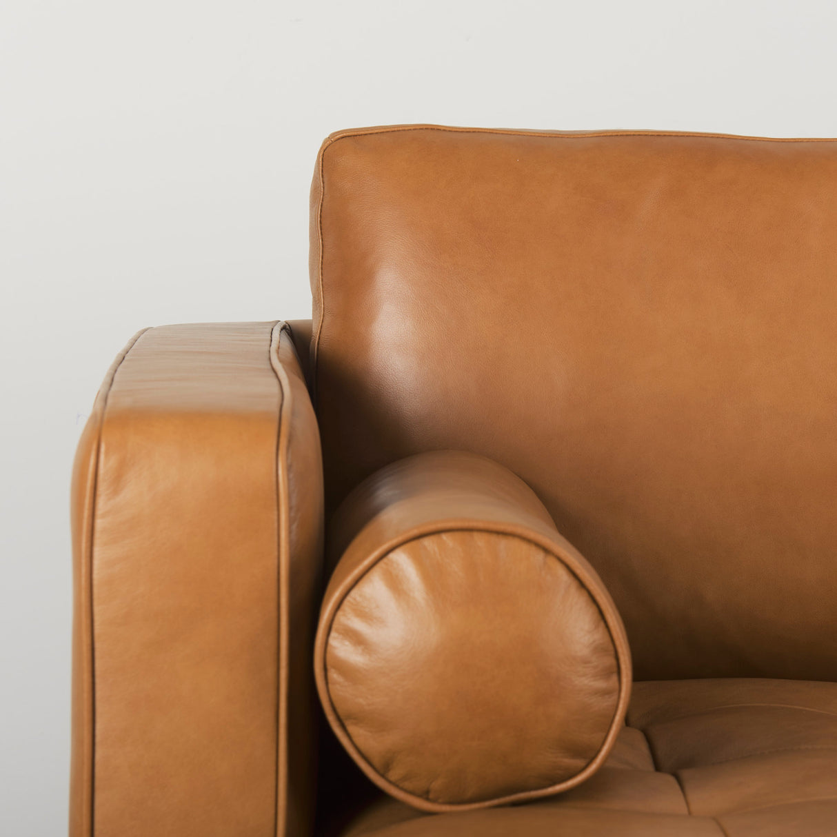 Svend 111.4L x 68.0W x 33.9H Tan Leather Right Chaise Sectional Sofa from Mercana - Luna Furniture