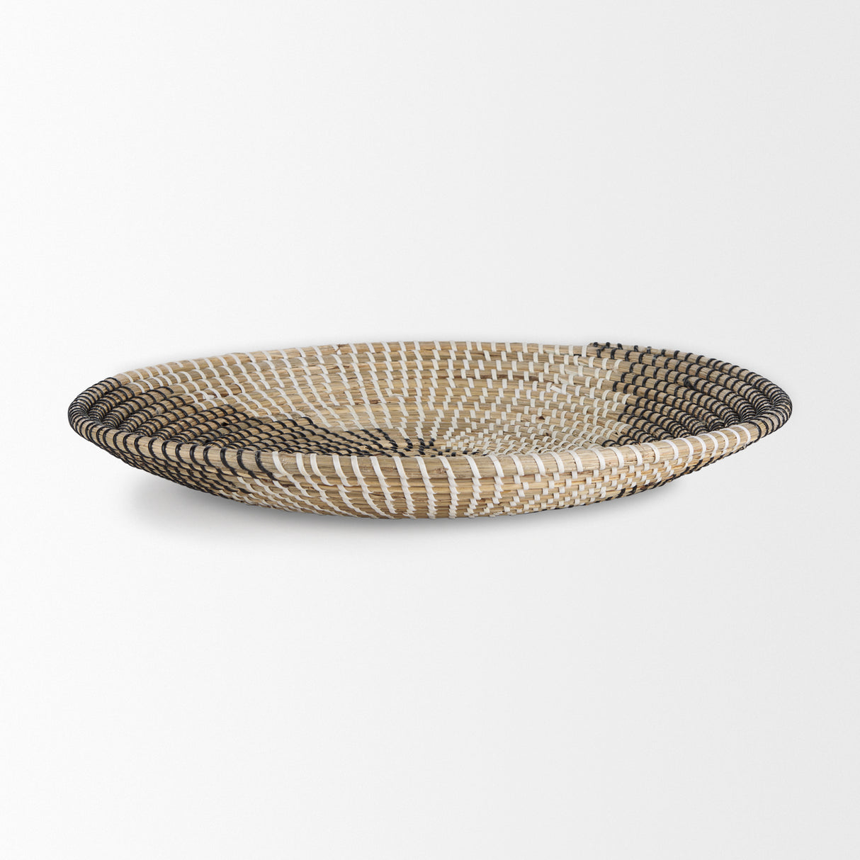 Luna 18.0L x 18.0W x 3.0H Large Light Brown Seagrass Round Wall Hanging Plate from Mercana - Luna Furniture