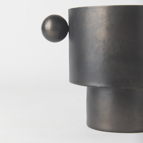 Juno 6.5H Medium Black Iron Vase from Mercana - Luna Furniture