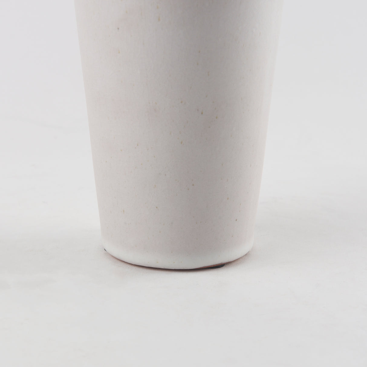 Esme 4.5L x 4.5W x 10.4H Whitewashed Ceramic Vase from Mercana - Luna Furniture