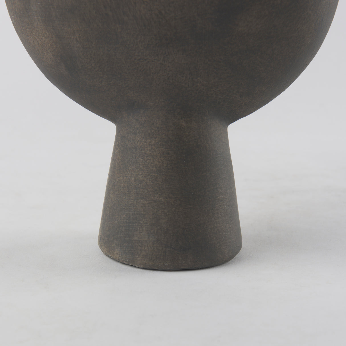 Kaz 6.7L x 5.5W x 11.2H Earthy Brown Ceramic Vase from Mercana - Luna Furniture