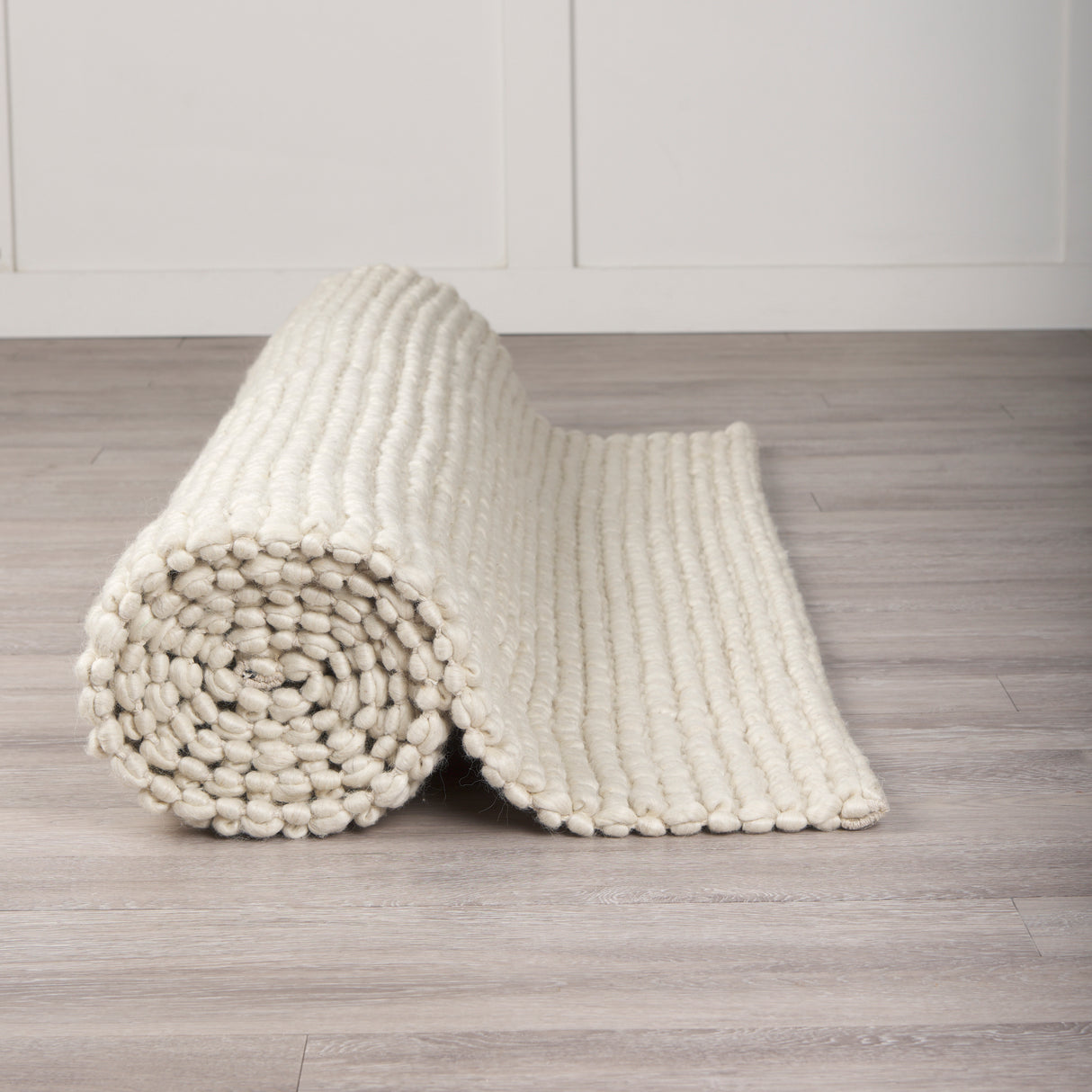 Katya Braided 5 x 8 Rug from Mercana - Luna Furniture