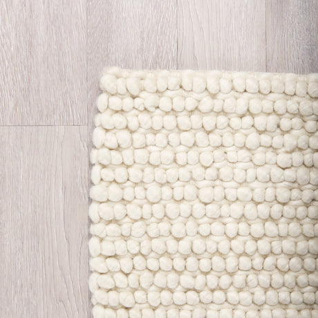 Katya Braided 5 x 8 Rug from Mercana - Luna Furniture