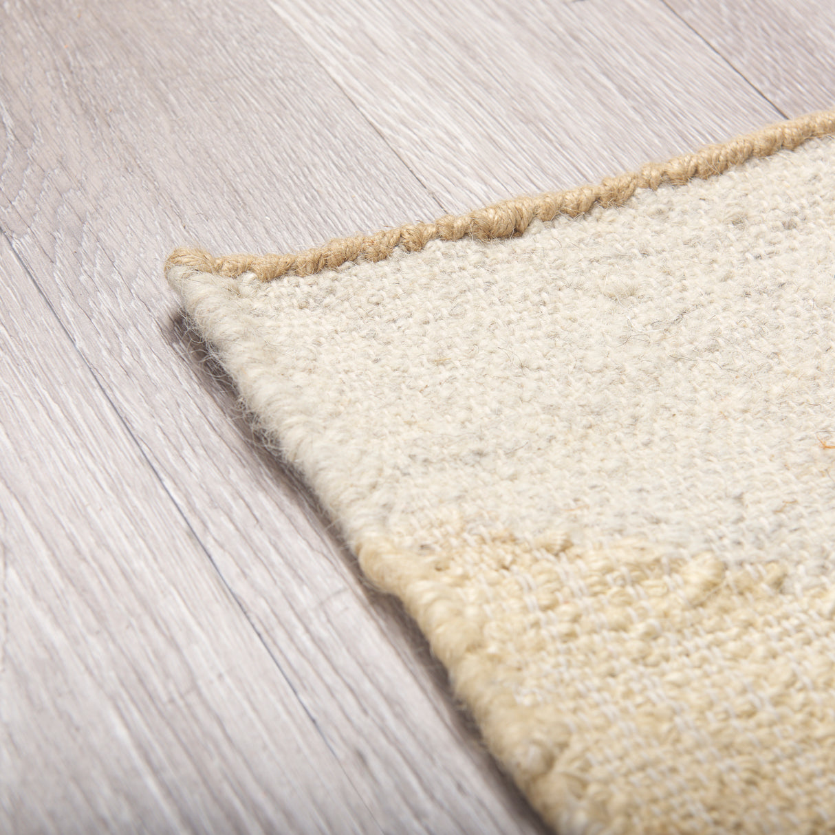 Mayson 5x8 Cream Multi-Colored Honeycomb Pattern Area Rug from Mercana - Luna Furniture