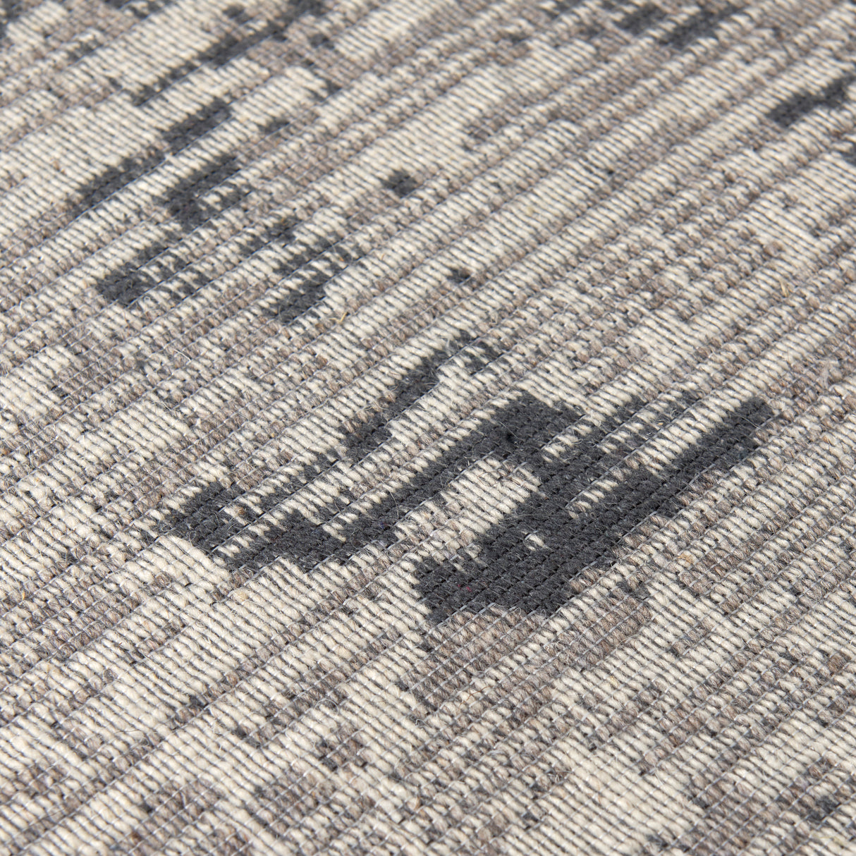 Greyson 8 x 10 Gray Wool and Polyester Area Rug from Mercana - Luna Furniture