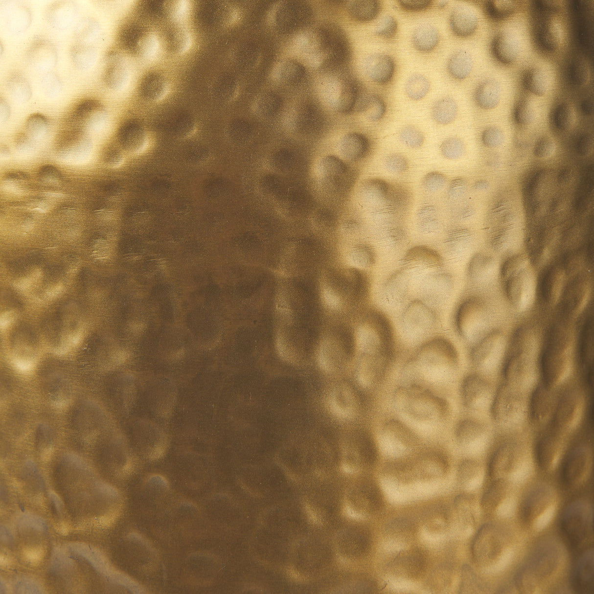 Leo 18.0L x 18.0W x 31.0H Gold Hammered W/White Fabric Shade Table Lamp from Mercana - Luna Furniture