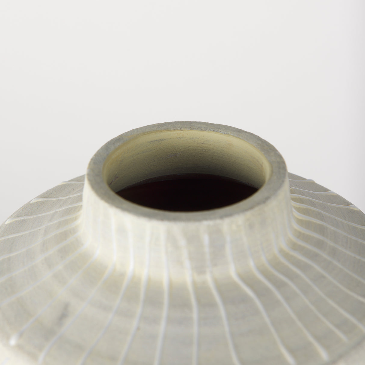 Blume 16.5H Off-White w/ Gray Textured Vase from Mercana - Luna Furniture