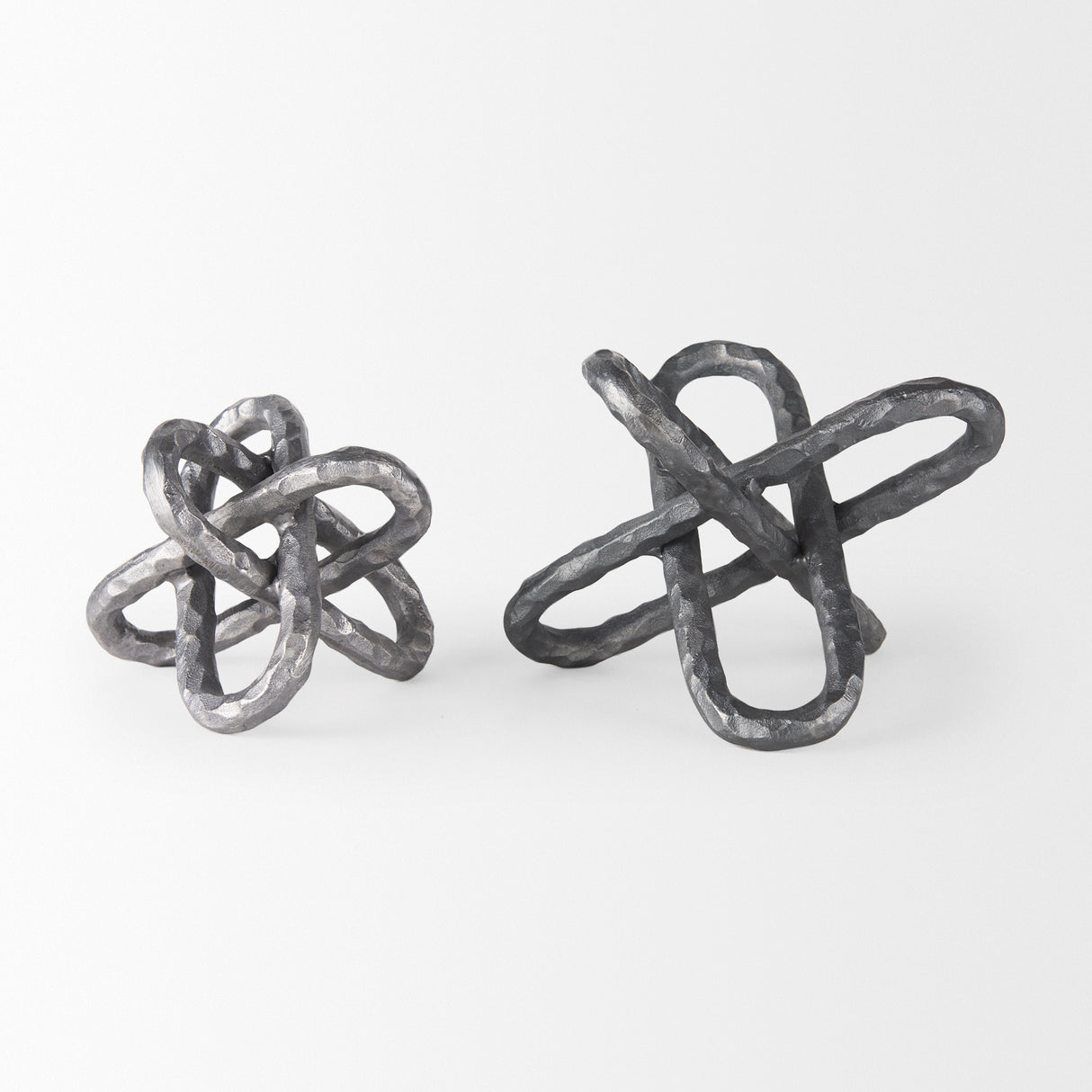 Wilhelm I (Small) 7L x 7W Silver Metal Link Decor Object from Mercana - Luna Furniture
