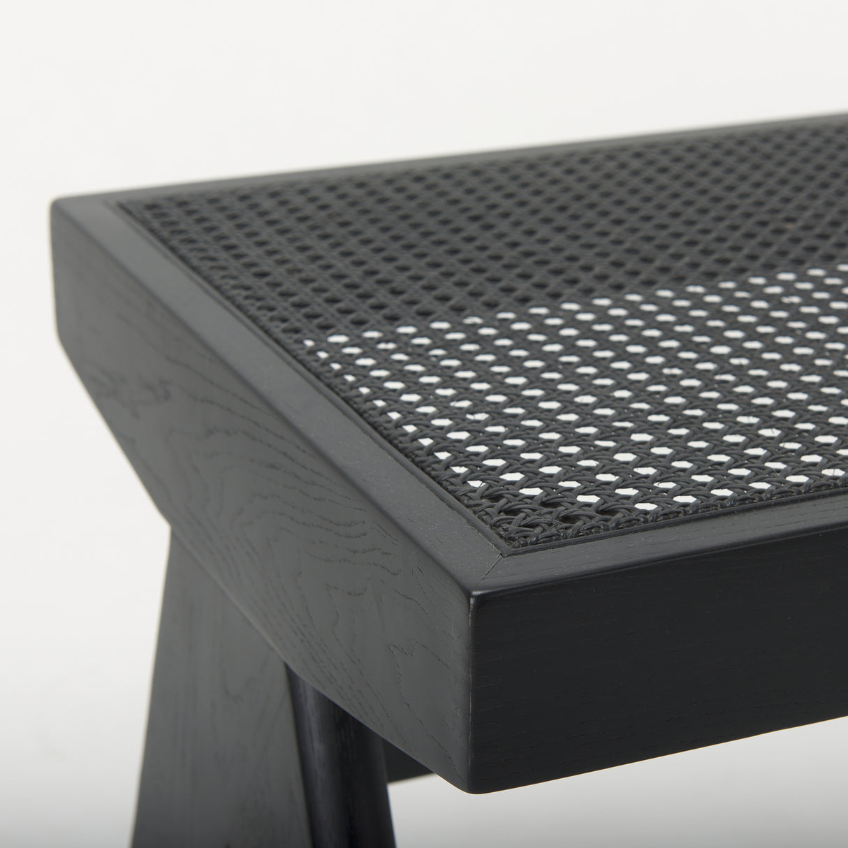 Arvin 59.1L x 17.7W x 18.1H Black Wooden Bench from Mercana - Luna Furniture