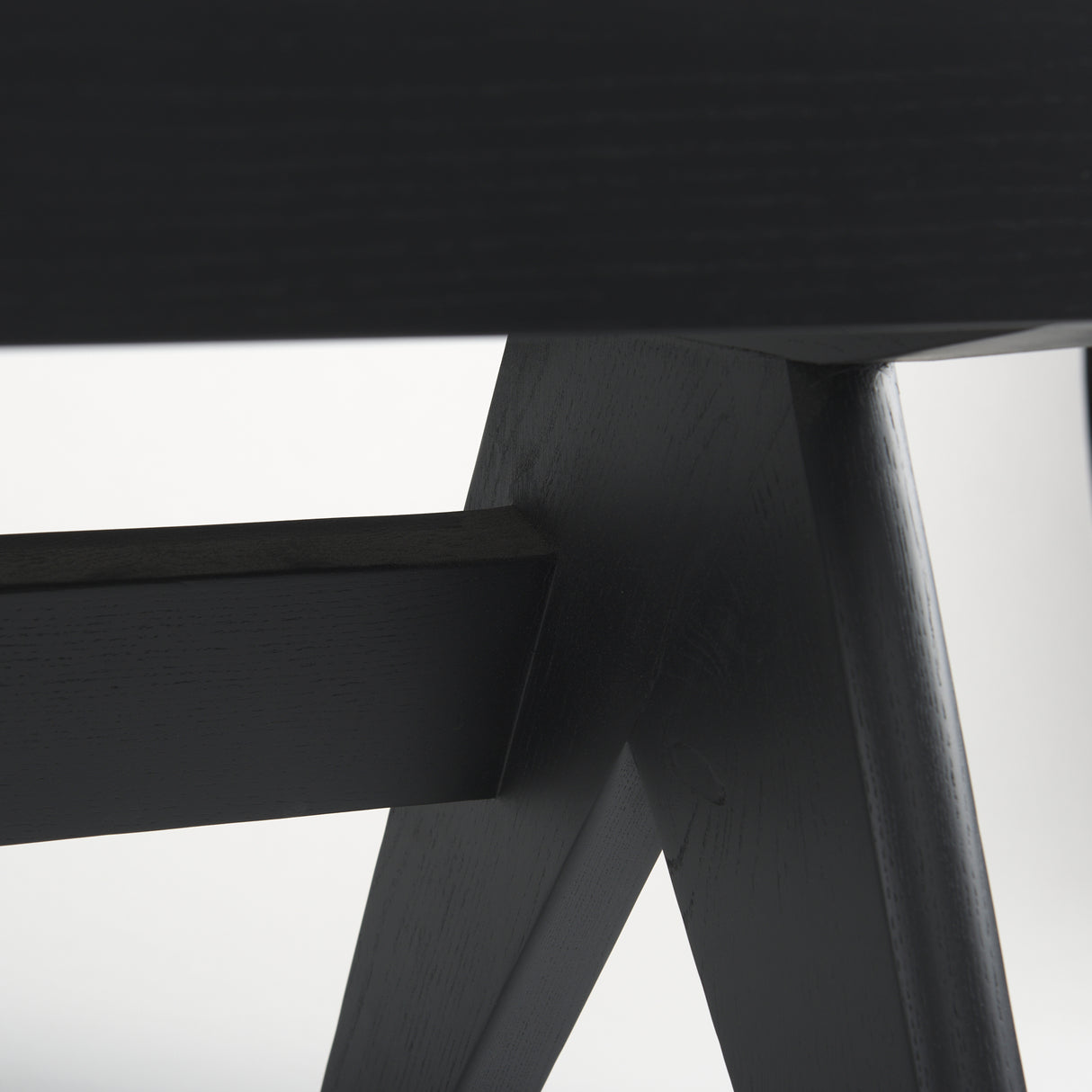 Arvin 59.1L x 17.7W x 18.1H Black Wooden Bench from Mercana - Luna Furniture