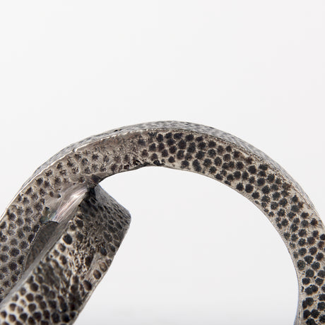 Rafiki Two Blackened Silver Hammered Finish Metal Conjoined Circles from Mercana - Luna Furniture
