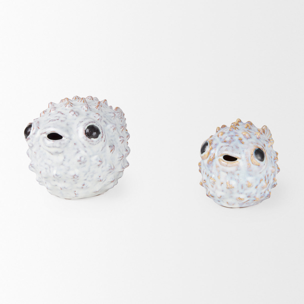 Spike I (Small) 8L x 4W Off-White Ceramic Puffer Fish from Mercana - Luna Furniture