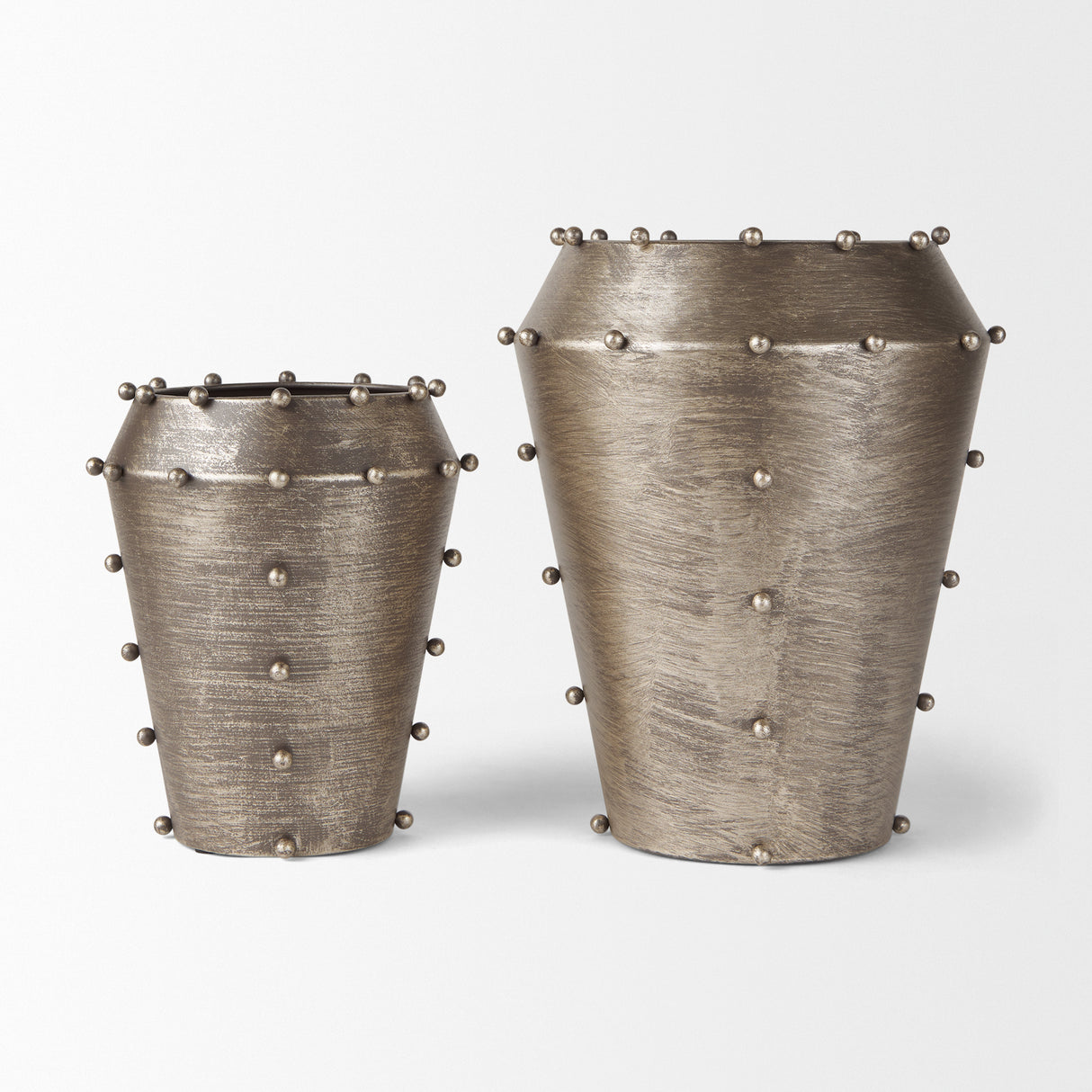 Elio 9.1H Small Champagne Metal W/Studs Vase from Mercana - Luna Furniture