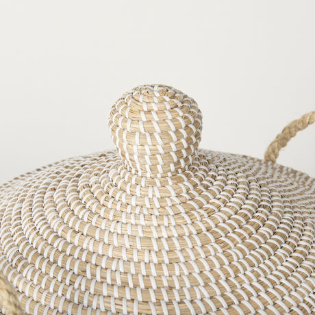 Kairi Set of 2 Seagrass Floor Baskets w/ Lids and Handles from Mercana - Luna Furniture