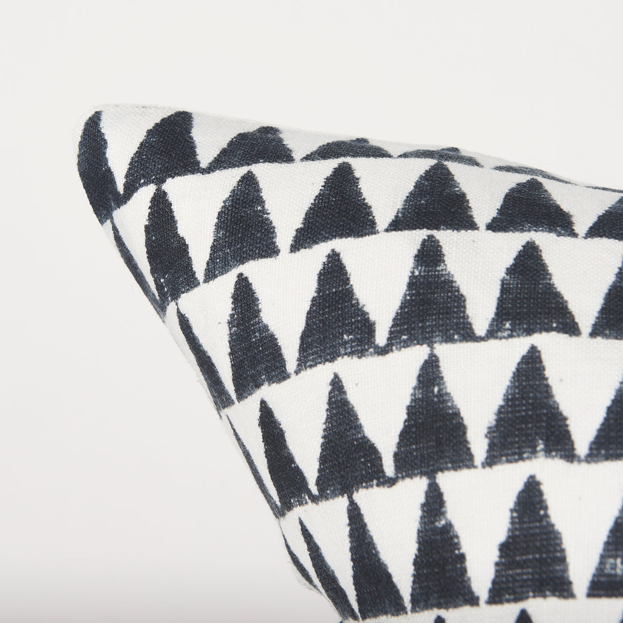 Jolie Cream w/ Black Print Linen Square Decorative Pillow Cover from Mercana - Luna Furniture