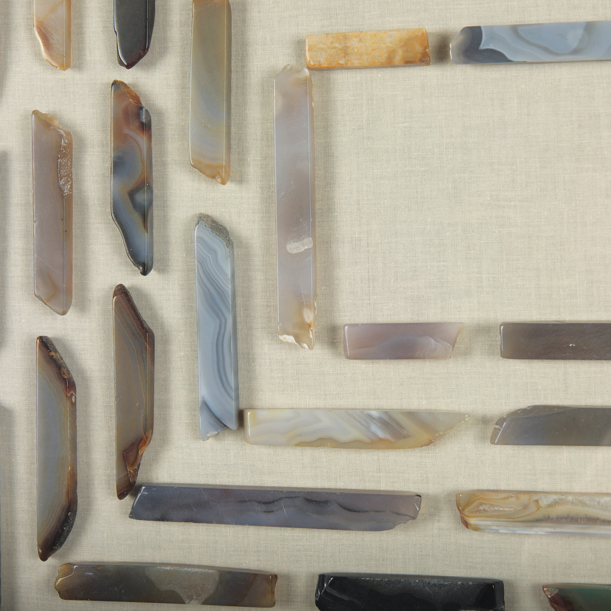 Stone Trails - Agate II from Mercana - Luna Furniture