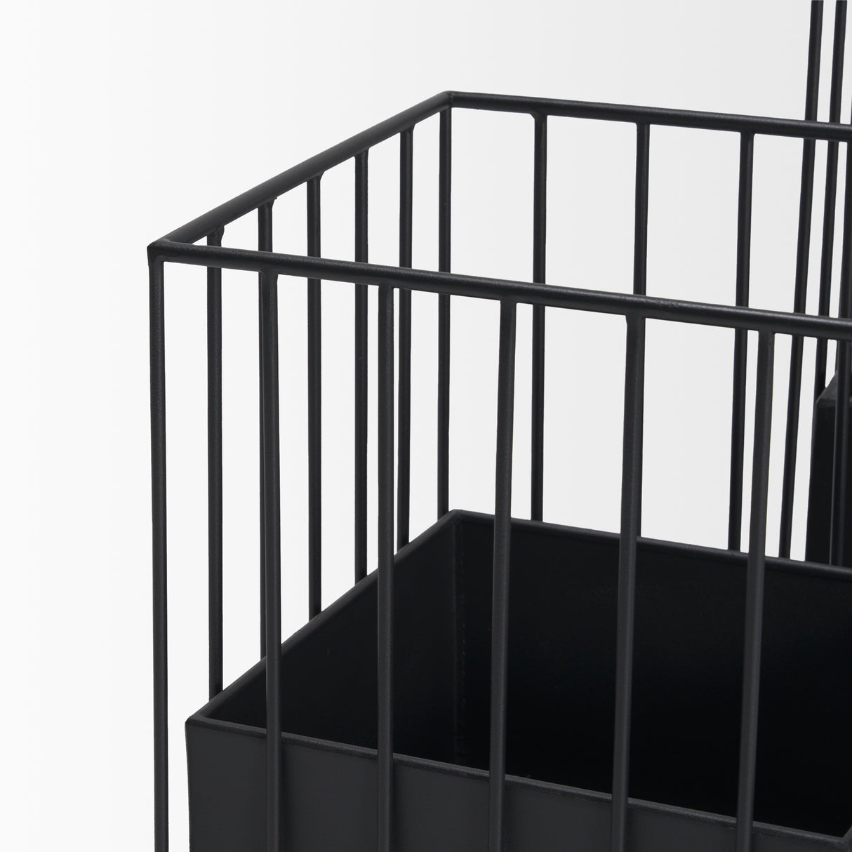 Verna Matte Black Wire Cage Metal Planters (Set of 2) from Mercana - Luna Furniture