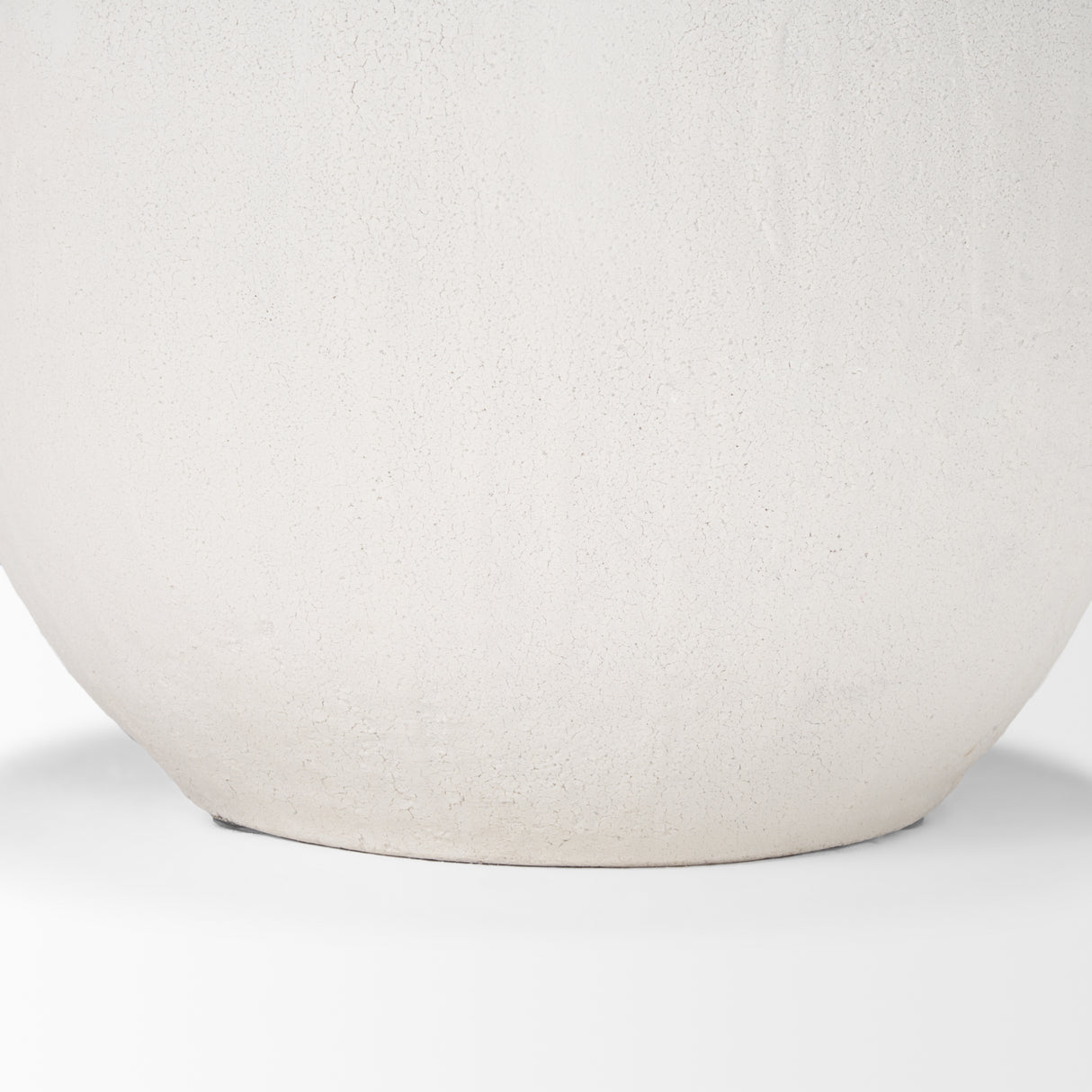 Karakum I Short White Textured Ceramic Vase from Mercana - Luna Furniture