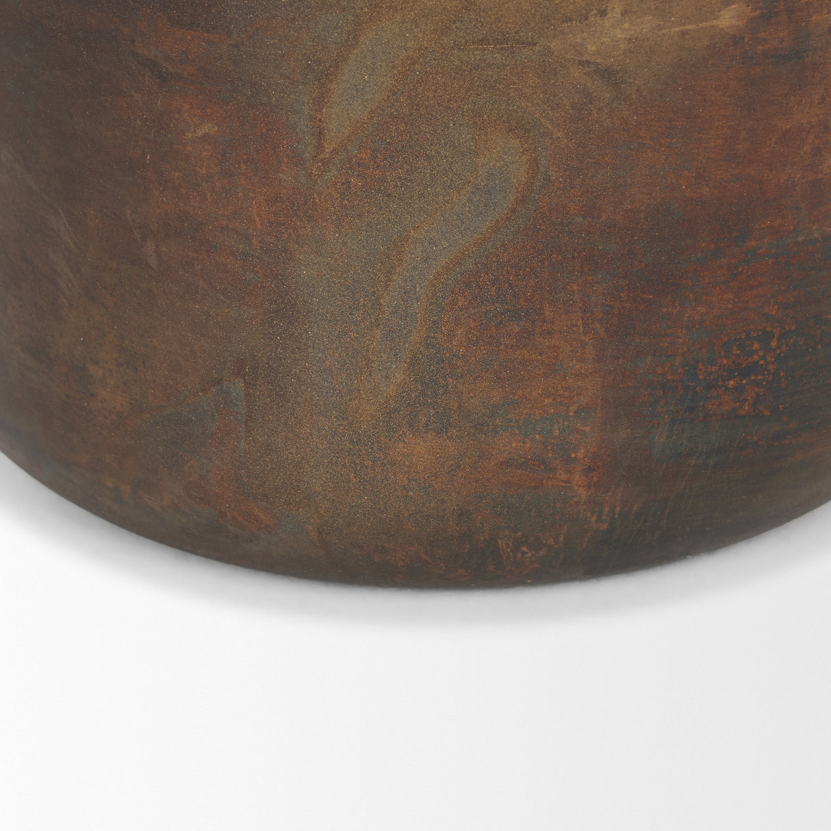 Daya Tall Antiqued Gold Metal Vase from Mercana - Luna Furniture