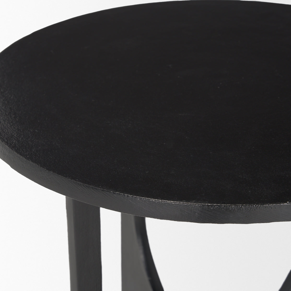 Sobi Textured Matte Black Round Metal Accent Table from Mercana - Luna Furniture