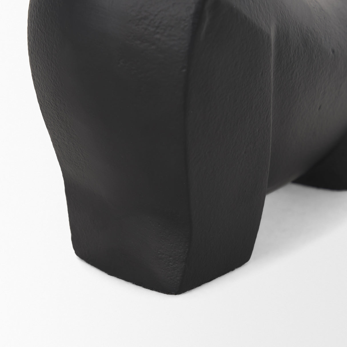 Radu Small Matte Black Metal Bull Decorative Object from Mercana - Luna Furniture