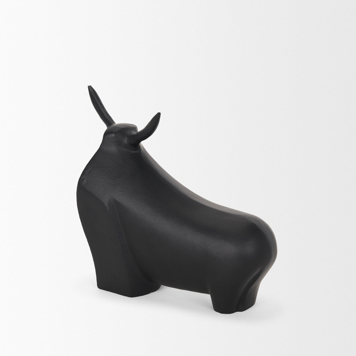Radu Large Matte Black Metal Bull Decorative Object from Mercana - Luna Furniture