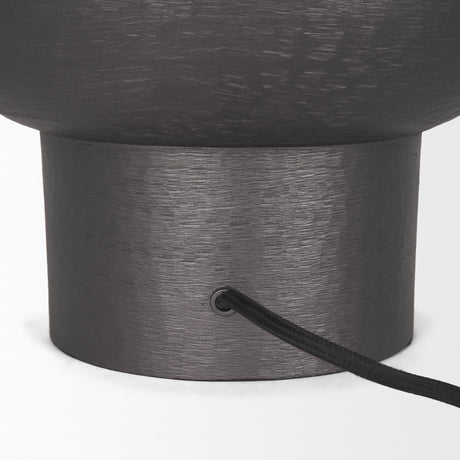 Salaah Black Brushed Metal w/ Beige Shade Table Lamp from Mercana - Luna Furniture