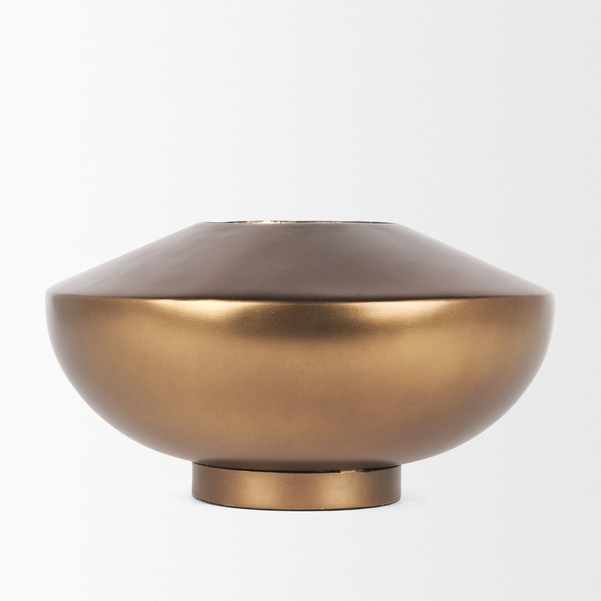 Quiana Large Gold Metal Vase from Mercana - Luna Furniture