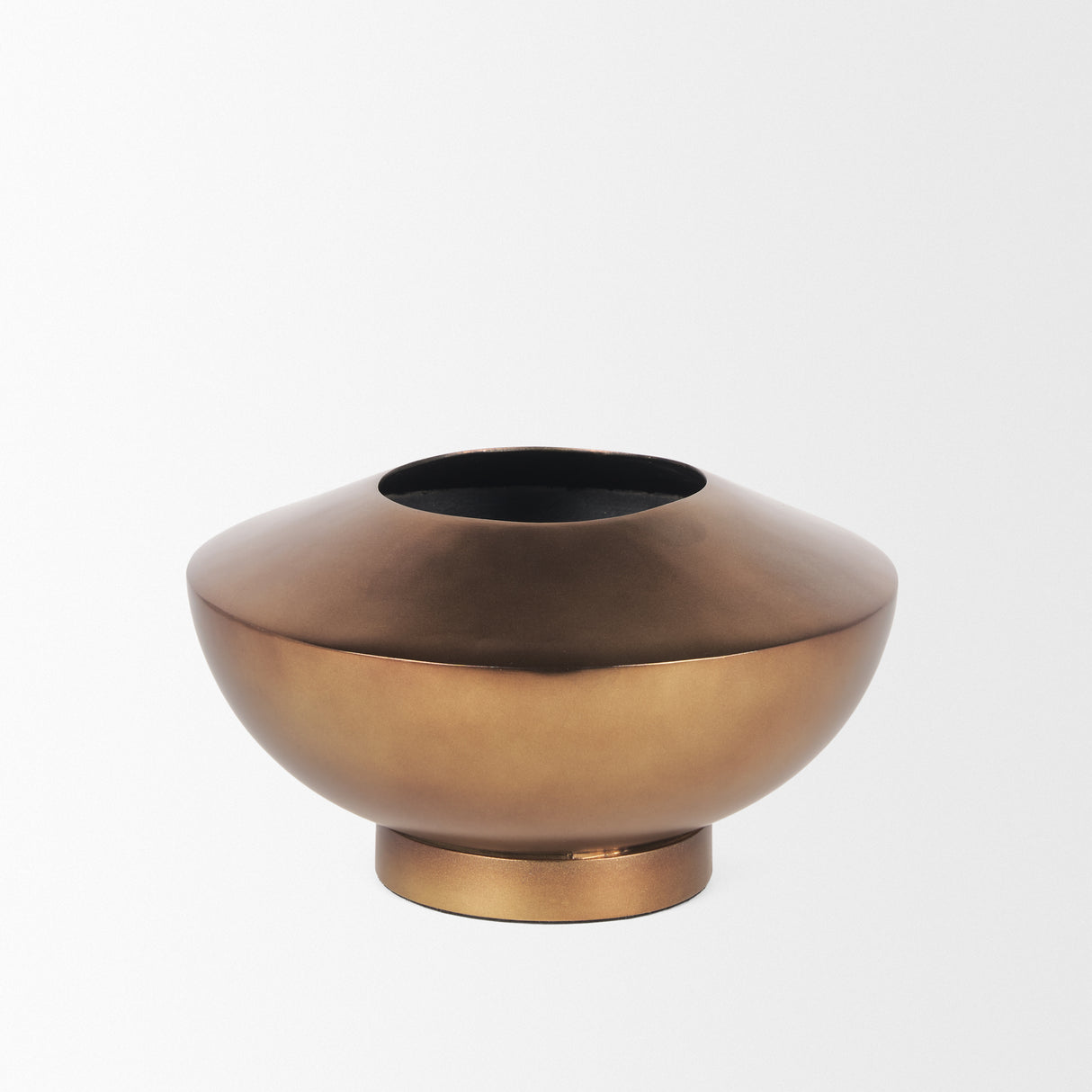 Quiana Medium Textured Gold Metal Vase from Mercana - Luna Furniture