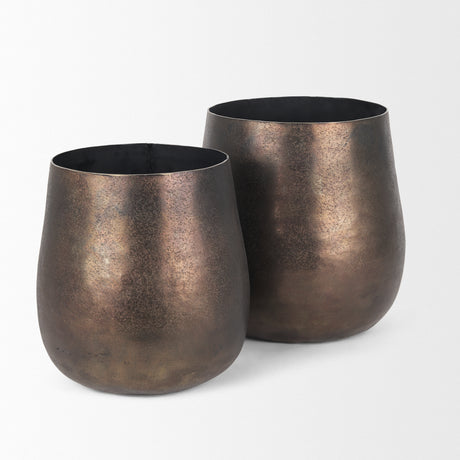 Quade Small Gold Metal Planter from Mercana - Luna Furniture