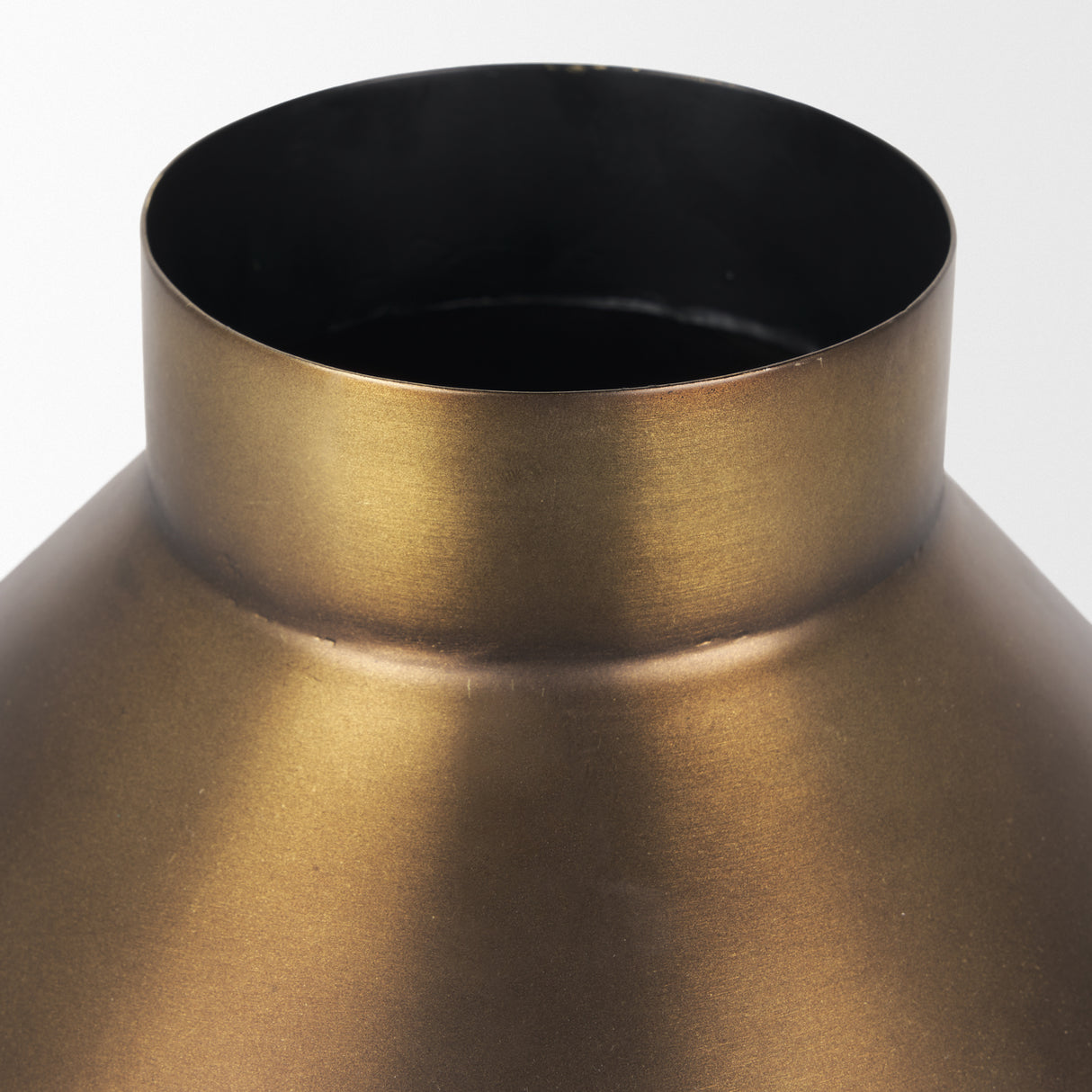 Perrin Large Brushed Gold Metal Decorative Vase from Mercana - Luna Furniture