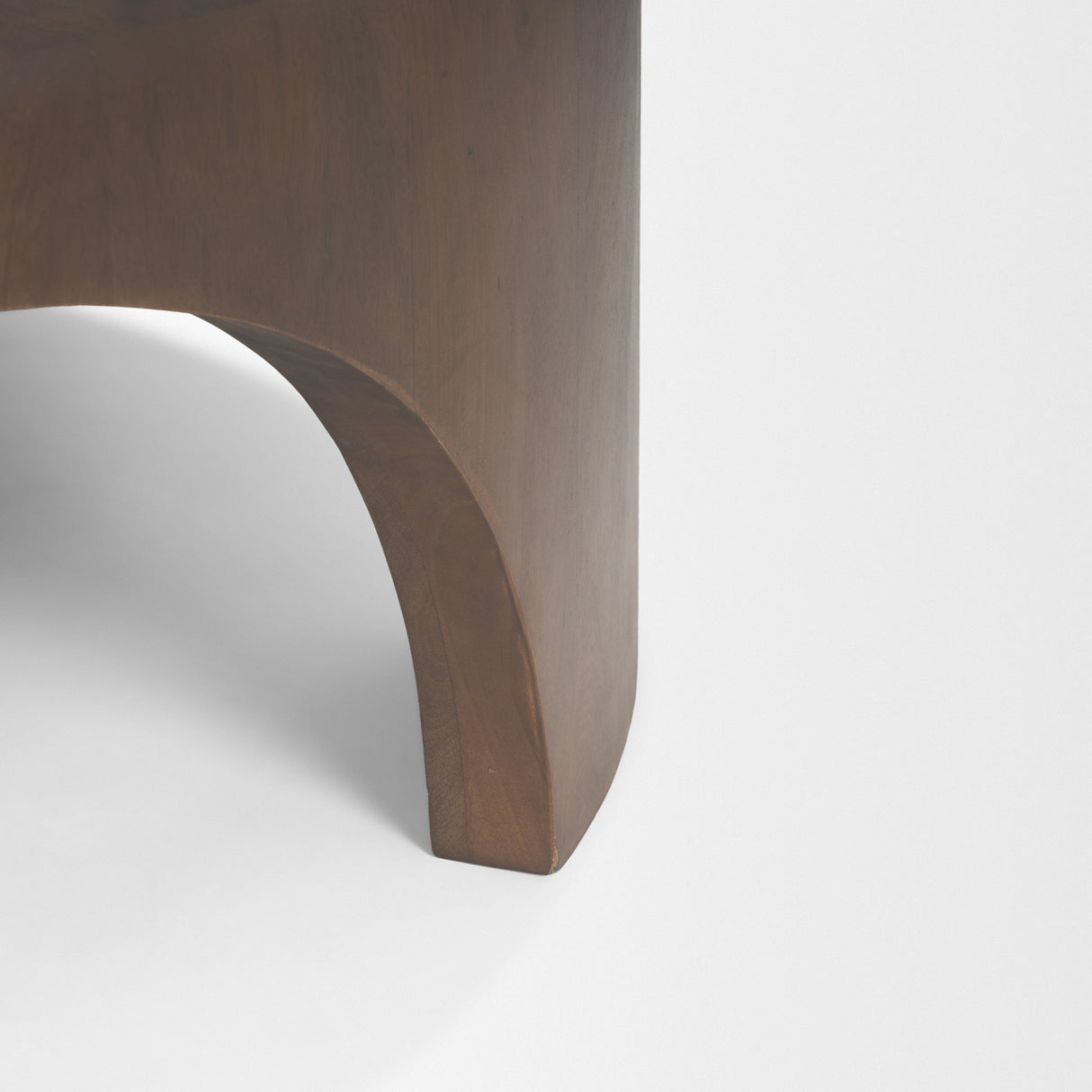 Shima Round Dark Brown Wood W/Arched Legs Coffee Table from Mercana - Luna Furniture