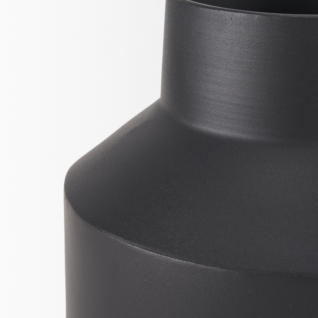 Tosca Medium Matte Black Metal Vase from Mercana - Luna Furniture