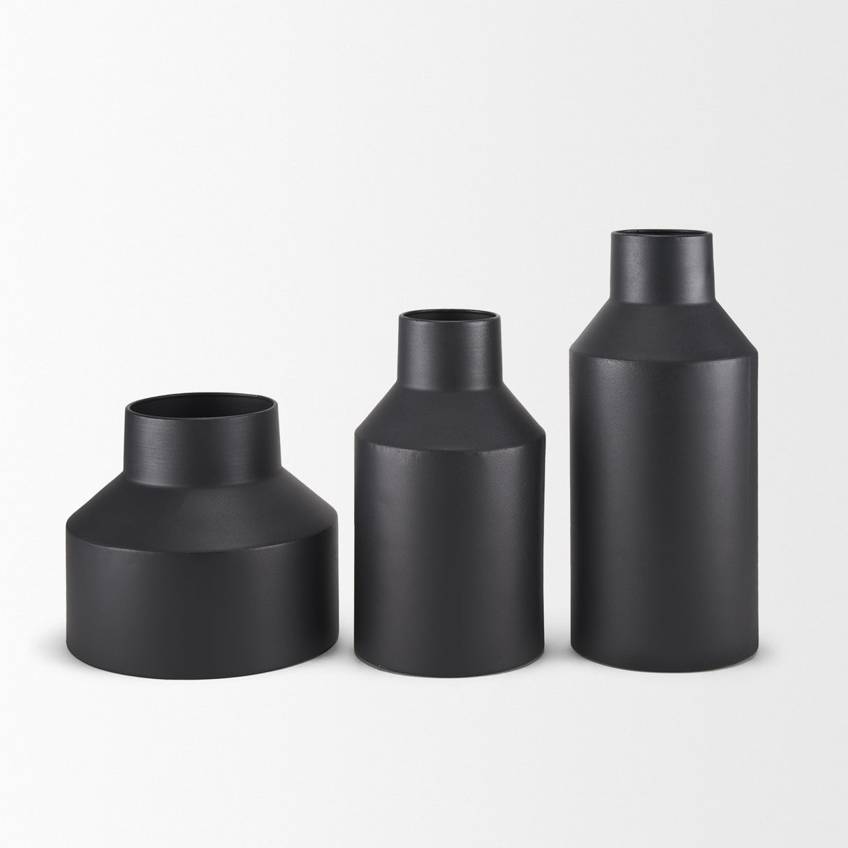 Tosca Small Matte Black Metal Vase from Mercana - Luna Furniture