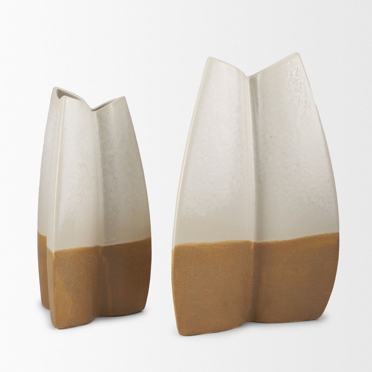 Vania Small Off White w/ Tan Textured Ceramic Vase from Mercana - Luna Furniture
