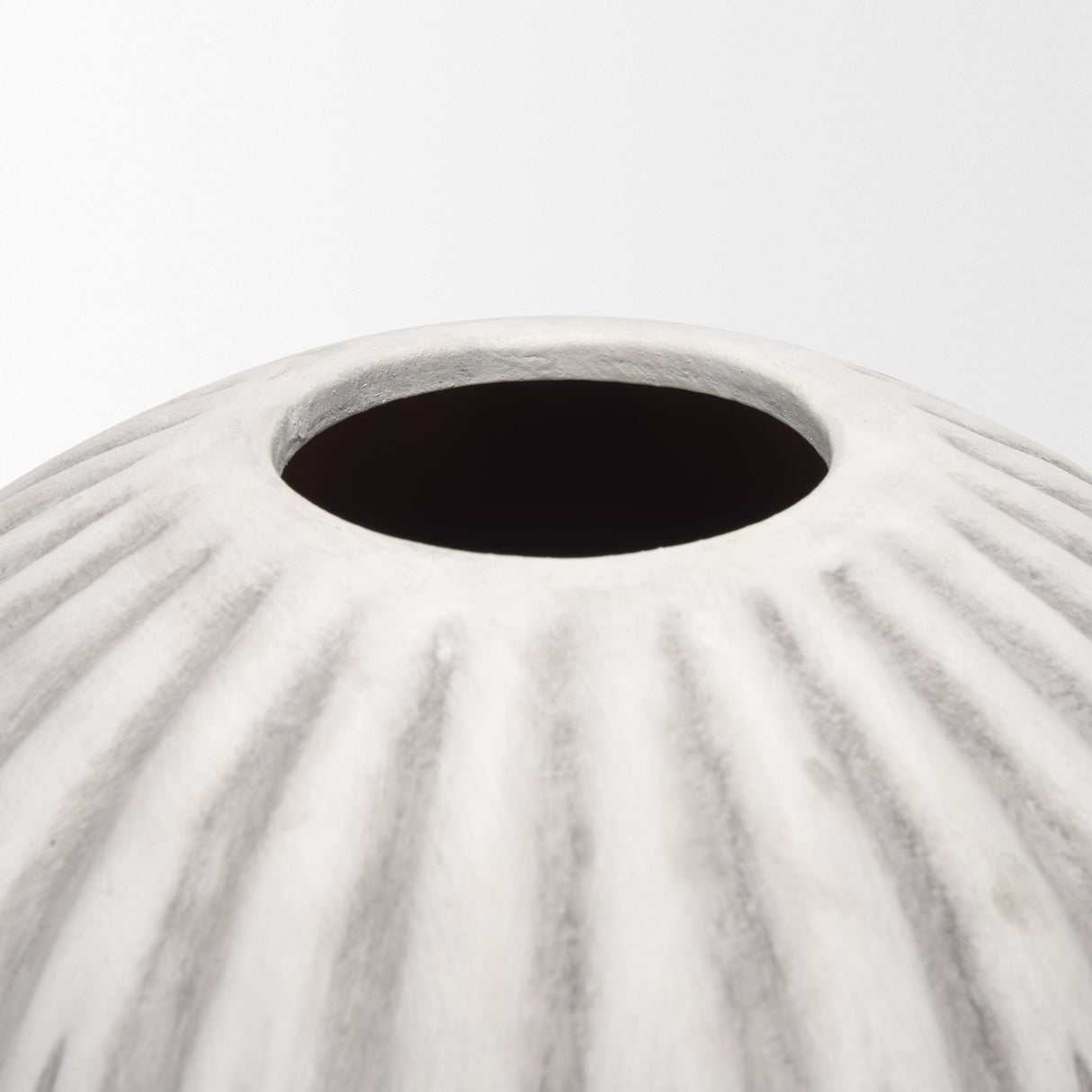 Ummi Tall Off White w/ Gray Antiquing Ceramic Vase from Mercana - Luna Furniture