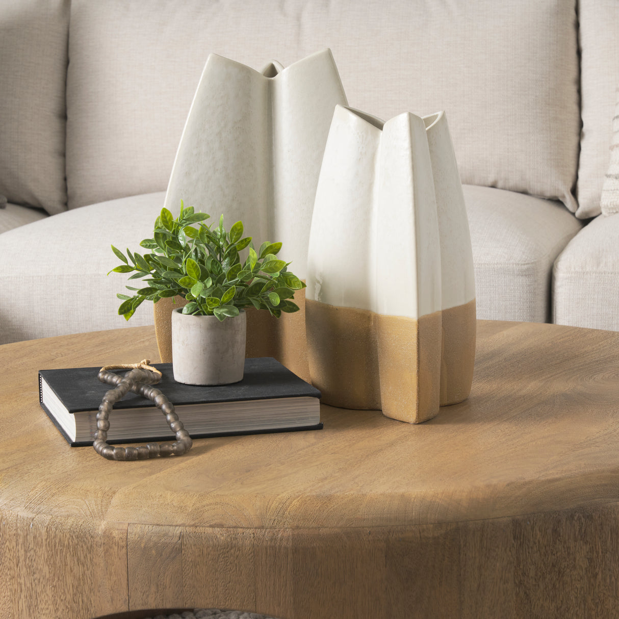 Vania Small Off White w/ Tan Textured Ceramic Vase from Mercana - Luna Furniture