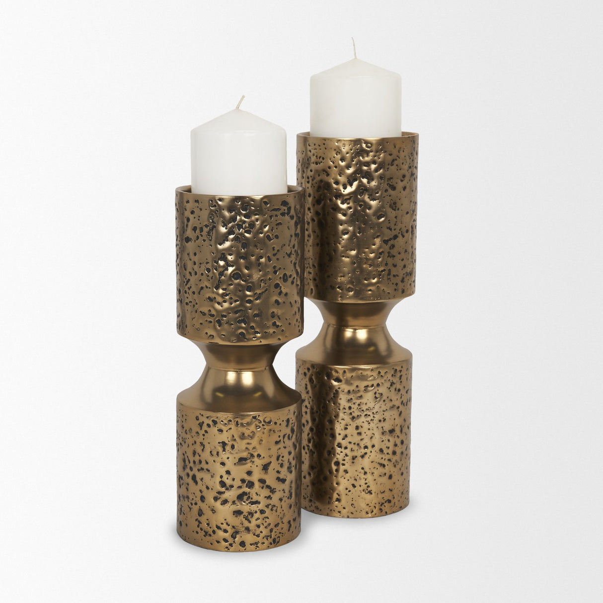 Akira Large Hammered Gold Metal Pillar Candle Holder from Mercana - Luna Furniture
