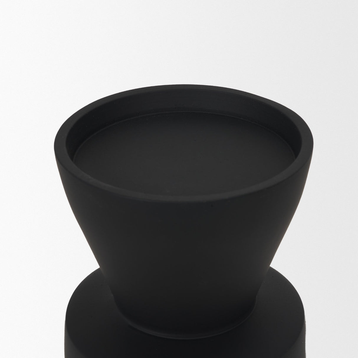 Odilia Small Smooth Matte Black Metal Geometric Pillar Candle Holder from Mercana - Luna Furniture