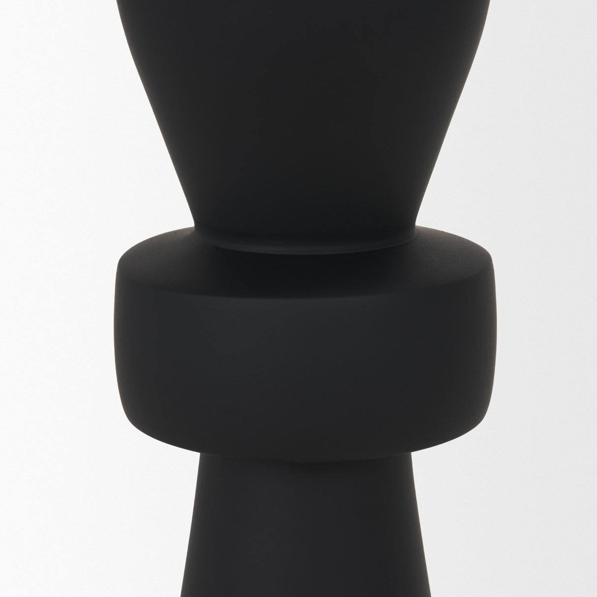 Odilia Small Smooth Matte Black Metal Geometric Pillar Candle Holder from Mercana - Luna Furniture