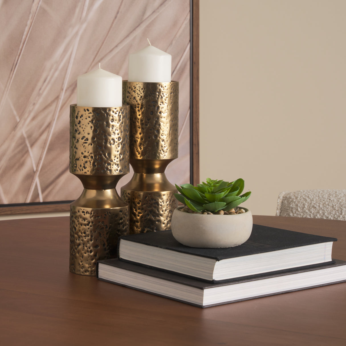 Akira Small Hammered Gold Metal Pillar Candle Holder from Mercana - Luna Furniture