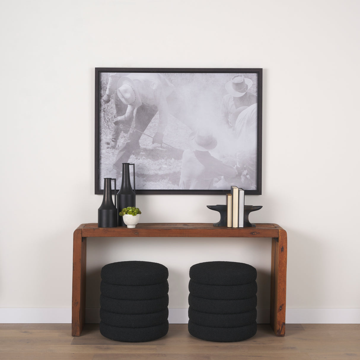 Anvilia (Set of 2) 12L x 4W Black With Gold Accents Anvil Shaped Bookends from Mercana - Luna Furniture