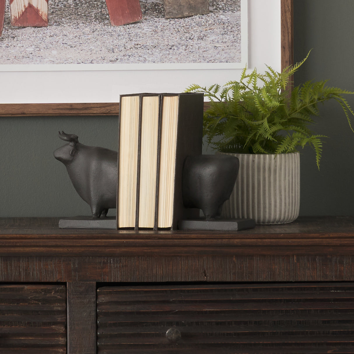 Taurus III (Set of 2) 9L x 4W Black Cast Aluminum Bull Bookends from Mercana - Luna Furniture