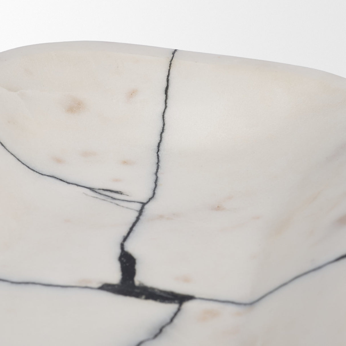 Sintessi Rectangular White Marble Decorative Bowl from Mercana - Luna Furniture