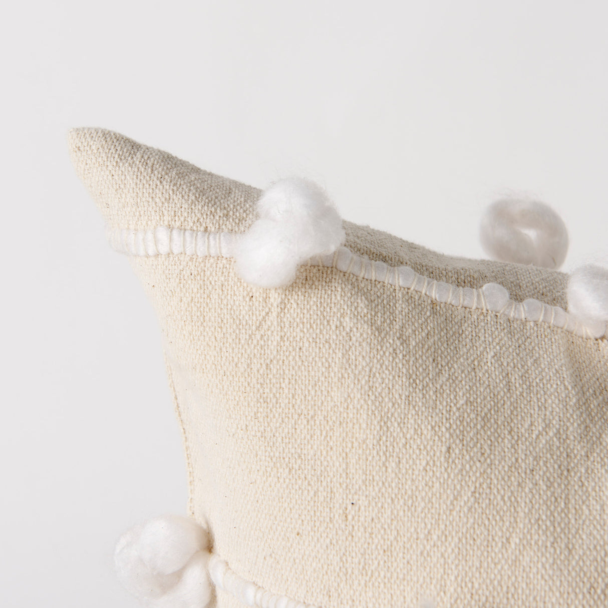 Erica 20x20 Cream With White Detail Pillow Cover w/Down Filler, Set of 2 from Mercana - Luna Furniture